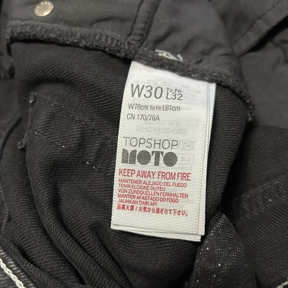 Women’s TopShop Moto 30x32 Wide Leg Distressed Hem Black Jeans - Picture 4 of 8